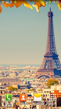 The Eiffel Tower in Paris screenshots