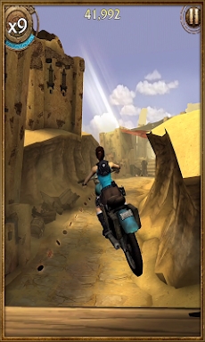 Lara Croft: Relic Run screenshots